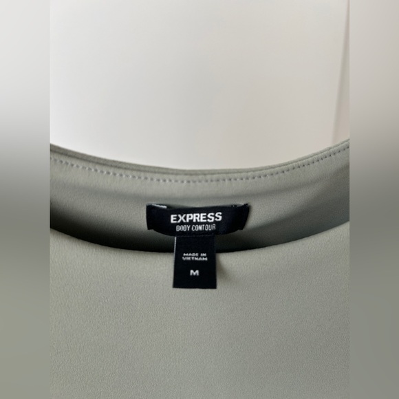 Express Body Contour Tank Top - Picture 2 of 4